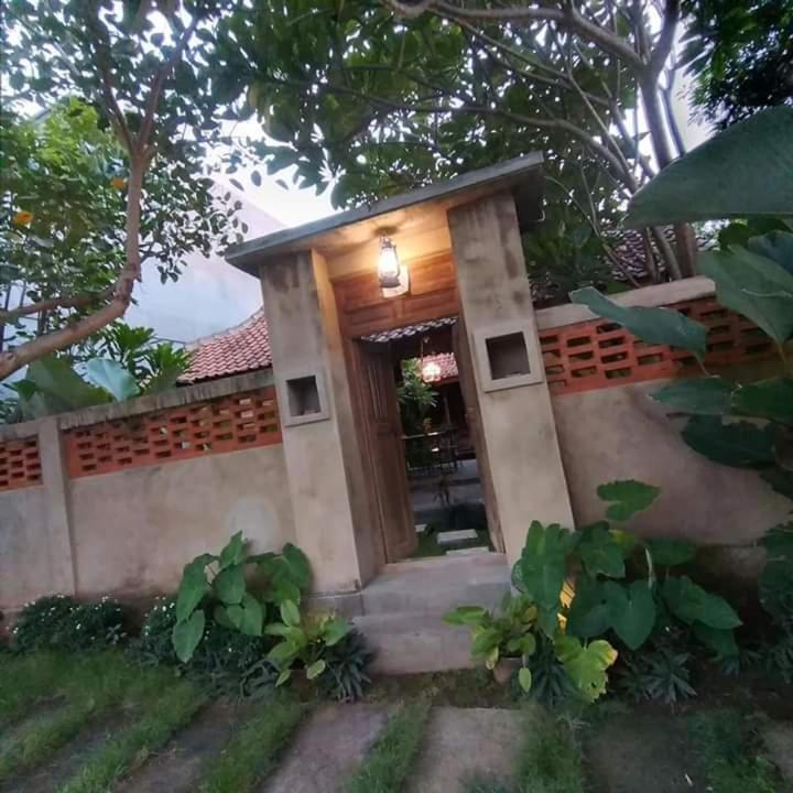 Klotok Surf Shack Villa Klungkung Bagian luar foto